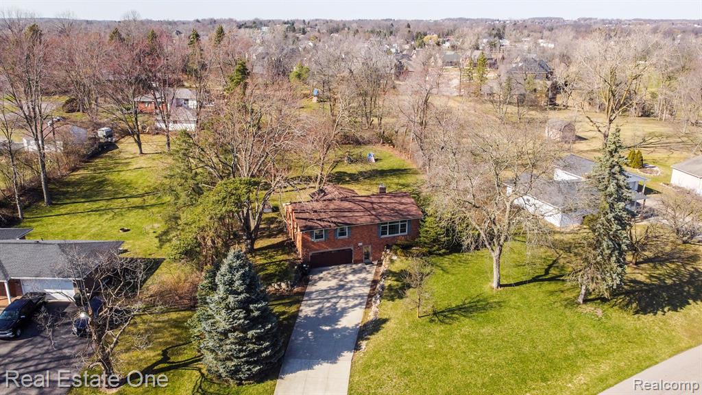 2236 Oklahoma Avenue Rochester Hills, MI 48309 - Photo 48 of 57