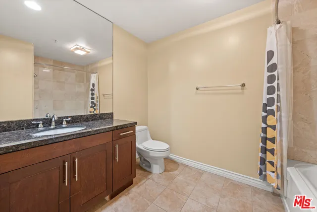 $749,000 | 7100 Alvern Street, Unit 404, Los Angeles, CA 90045