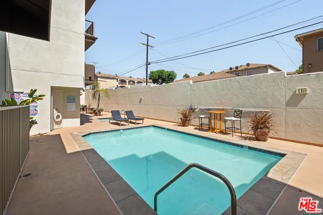 $749,000 | 7100 Alvern Street, Unit 404, Los Angeles, CA 90045