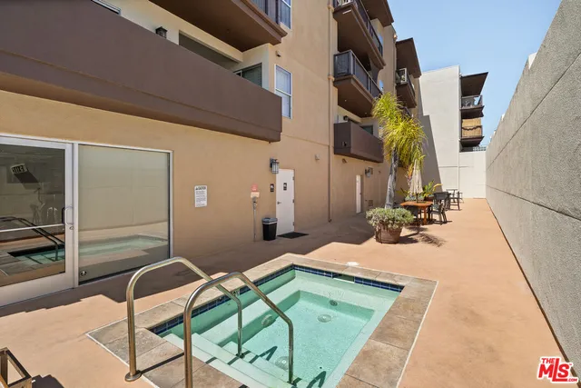 $749,000 | 7100 Alvern Street, Unit 404, Los Angeles, CA 90045