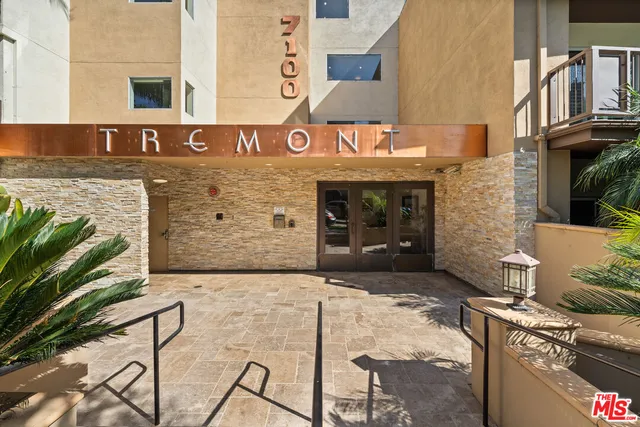 $749,000 | 7100 Alvern Street, Unit 404, Los Angeles, CA 90045