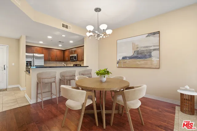 $749,000 | 7100 Alvern Street, Unit 404, Los Angeles, CA 90045