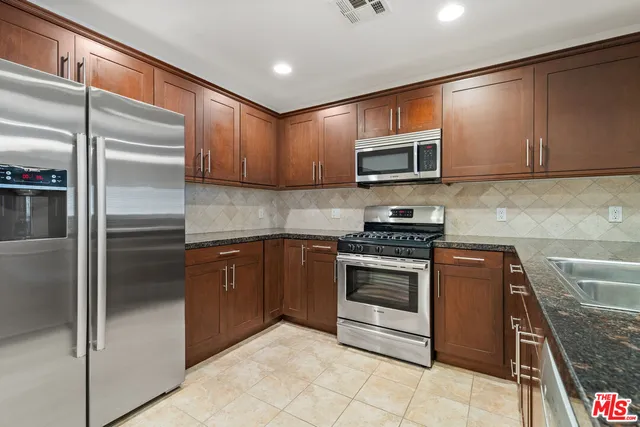 $749,000 | 7100 Alvern Street, Unit 404, Los Angeles, CA 90045