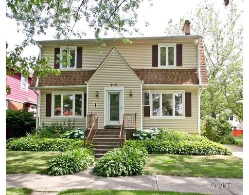 215 Columbia Avenue Park Ridge, IL 60068 - Photo 1 of 9 Gallery Image 1
