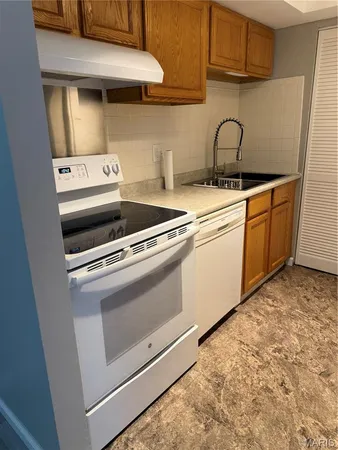 $129,000 | 9 Fairways Circle, Unit A, St. Charles, MO 63303