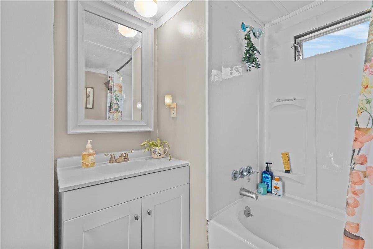 342 Hemlock Road St. George, VT 05495 - Photo 21 of 27 Gallery Image 21