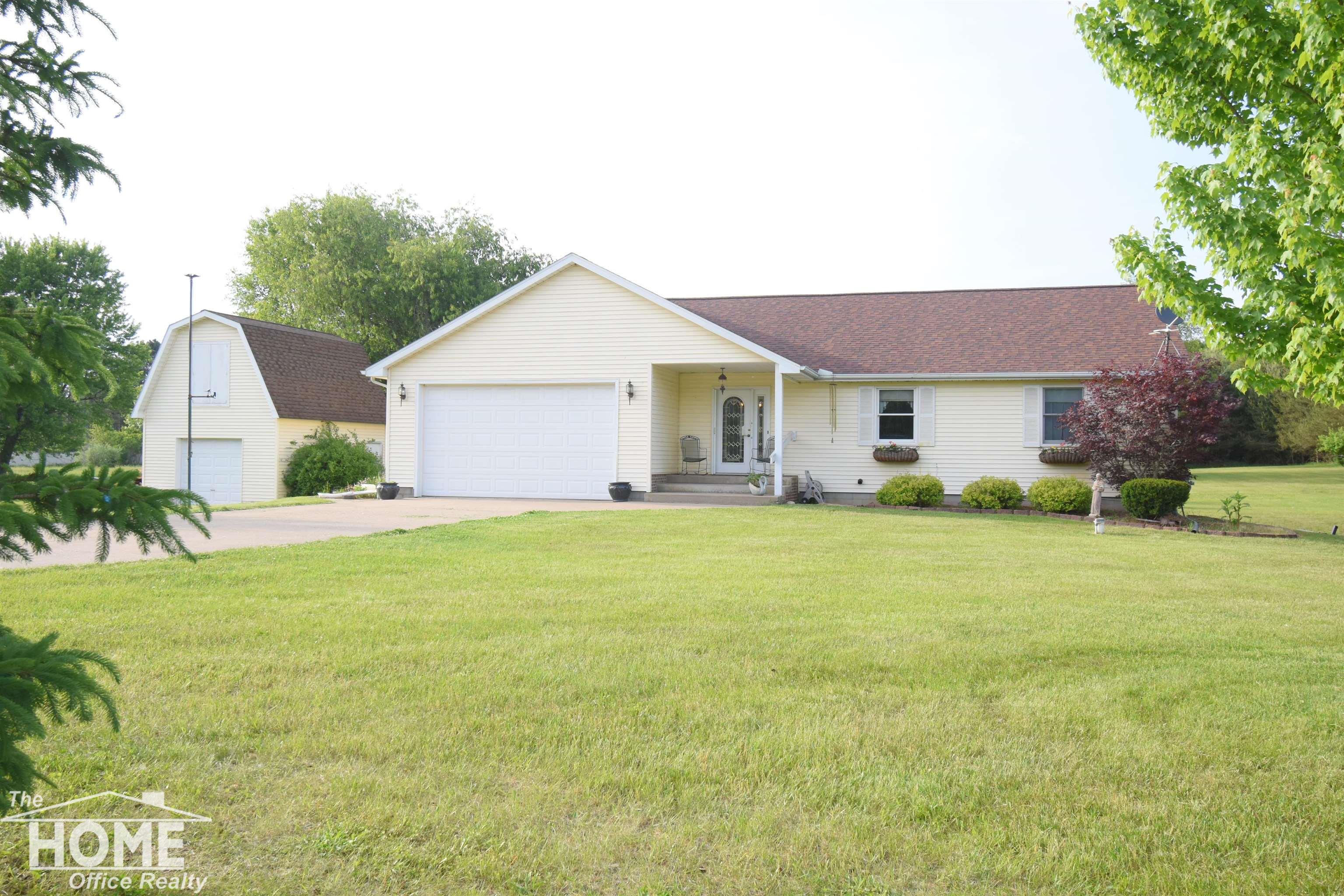 3738 West Bath Road Perry, MI 48872 - Photo 1 of 29