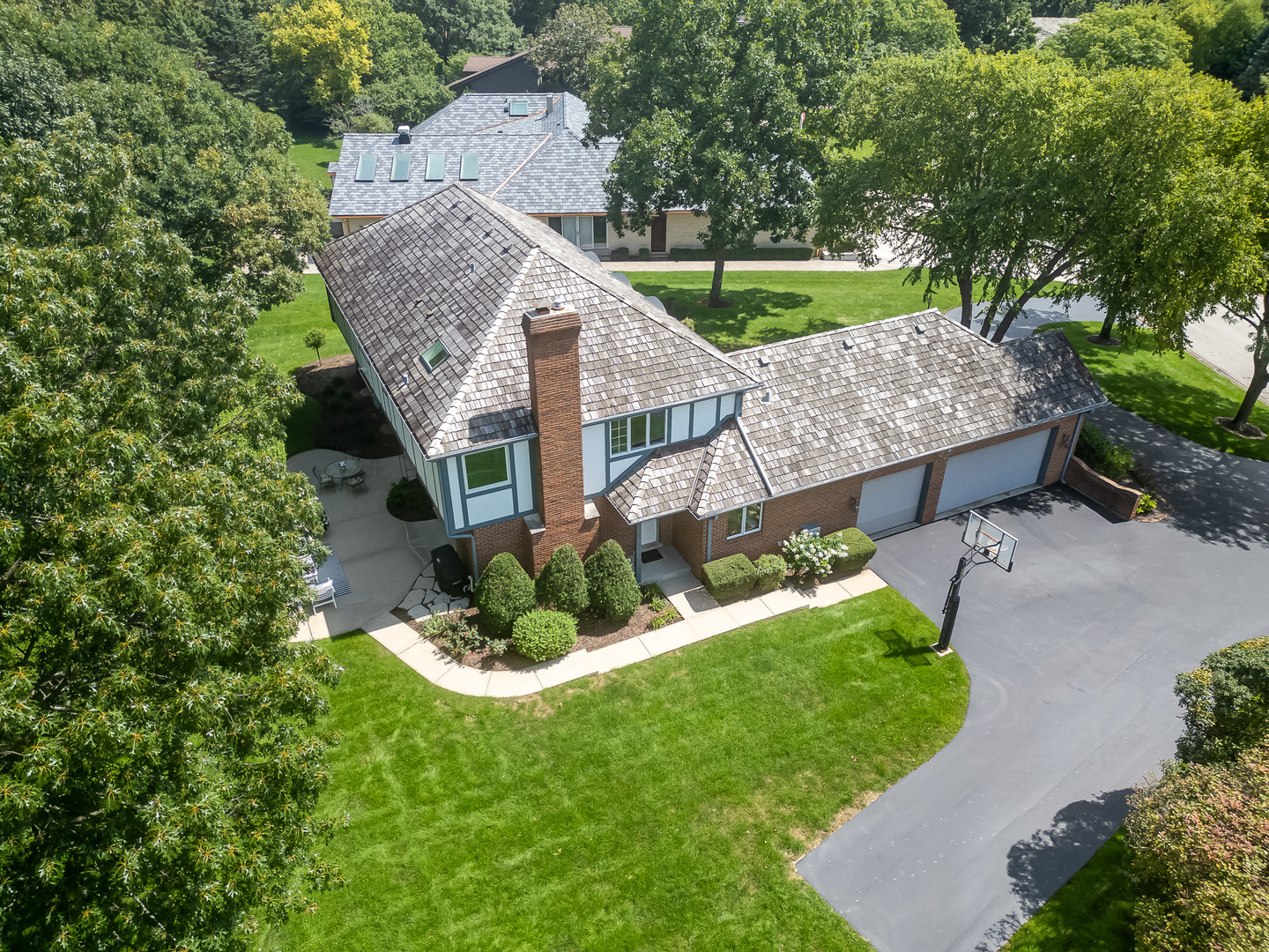 5 Regent Court Burr Ridge, IL 60527 - Photo 40 of 48 Gallery Image 40