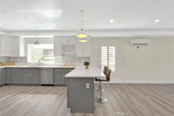 $5,500 | 1234 Lilac Place, Los Angeles, CA 90026