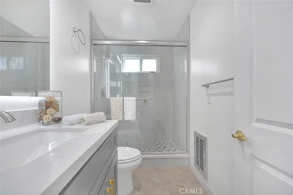 $5,500 | 1234 Lilac Place, Los Angeles, CA 90026
