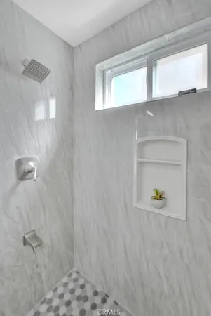 $5,500 | 1234 Lilac Place, Los Angeles, CA 90026