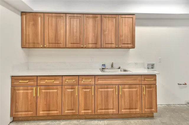 $5,600 | 1234 Lilac Place, Los Angeles, CA 90026