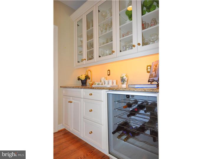 237 Biddulph Road Radnor, PA 19087 - Photo 13 of 25 Butler Pantry