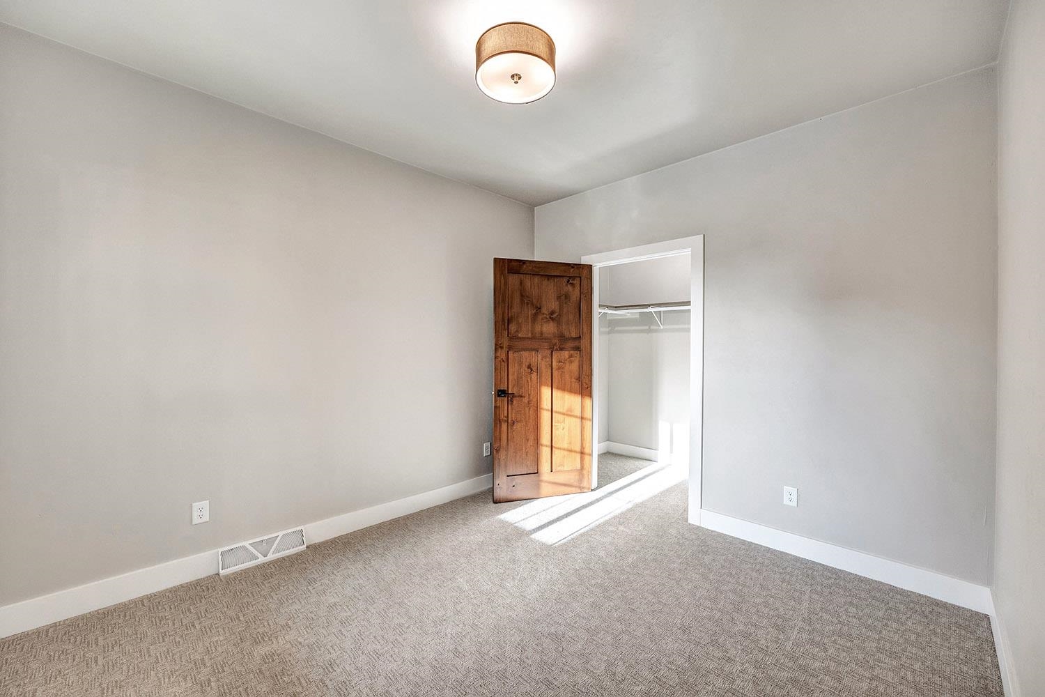 2765 County Rd EE Abrams, WI 54101 - Photo 13 of 25