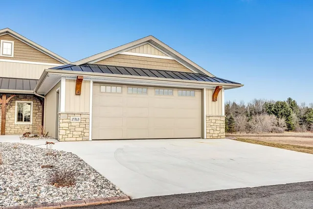 $399,900 | 2765 County Rd EE, Abrams, WI 54101