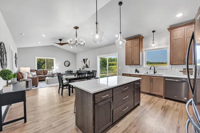 $399,900 | 2765 County Rd EE, Abrams, WI 54101