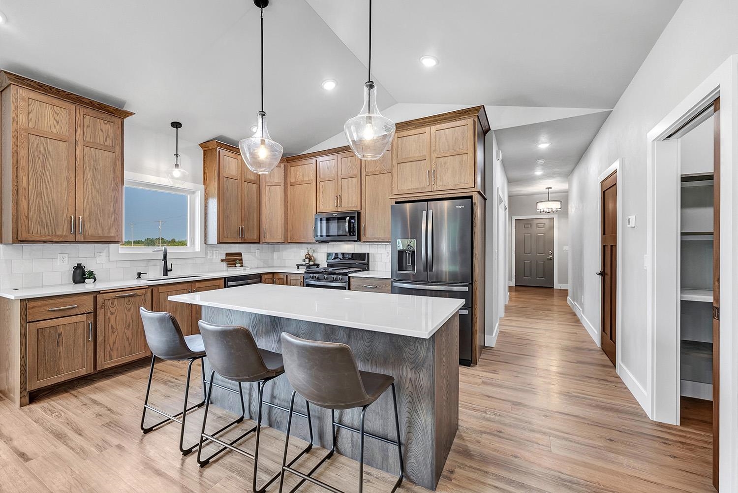 2765 County Rd EE Abrams, WI 54101 - Photo 4 of 25