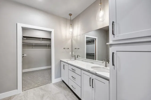 $399,900 | 2765 County Rd EE, Abrams, WI 54101