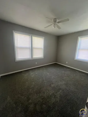 $87,800 | 823 Southeast Pinecrest Drive, Topeka, KS 66605