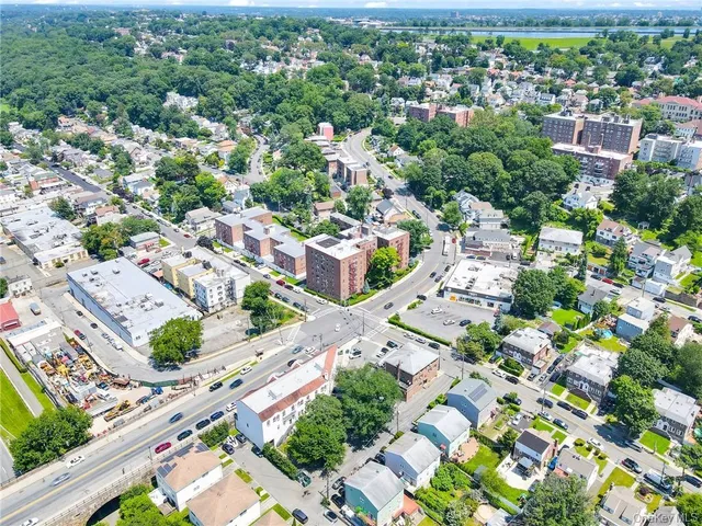 $225,000 | 95 Sedgwick Avenue, Unit 6C, Yonkers, NY 10705