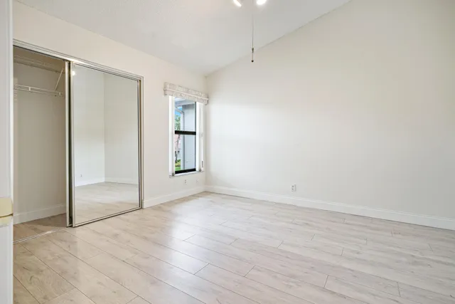 $2,500 | 10910 Lakemore Lane, Unit 201, Boca Raton, FL 33498