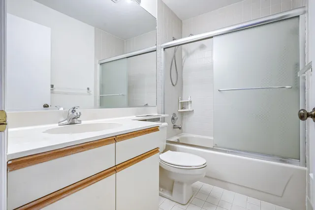 $2,500 | 10910 Lakemore Lane, Unit 201, Boca Raton, FL 33498