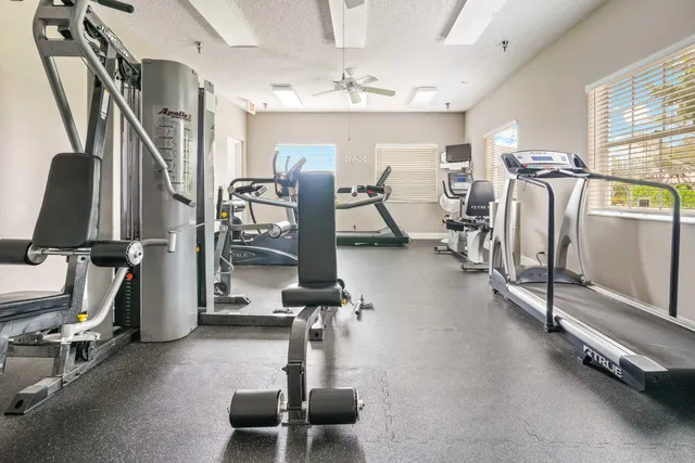 $2,500 | 10910 Lakemore Lane, Unit 201, Boca Raton, FL 33498