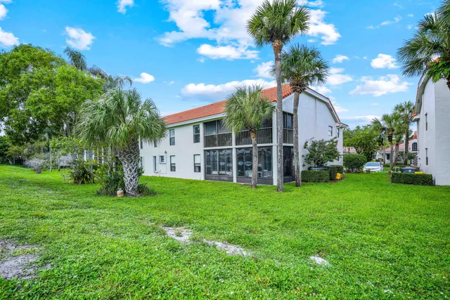 $2,500 | 10910 Lakemore Lane, Unit 201, Boca Raton, FL 33498