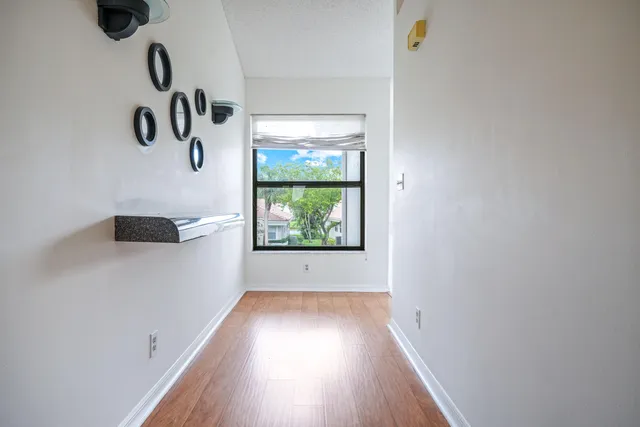 $2,500 | 10910 Lakemore Lane, Unit 201, Boca Raton, FL 33498