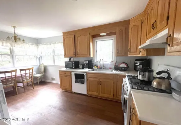 $3,500 | 33 Parker Road, West Long Branch, NJ 07764