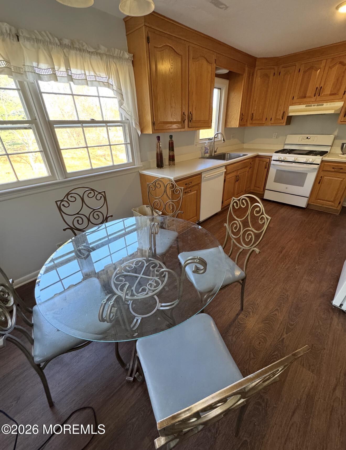 33 Parker Road West Long Branch, NJ 07764 - Photo 10 of 14 IMG_5119