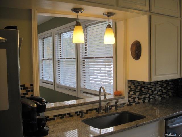504 Maple Street Howell, MI 48843 - Photo 19 of 52 IMG_3218.jpg