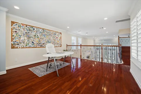 $549,000 | 5717 Val Verde Street, Unit C, Houston, TX 77057