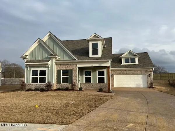 $324,900 | 7156 Hickory Grv Road, Walls, MS 38680