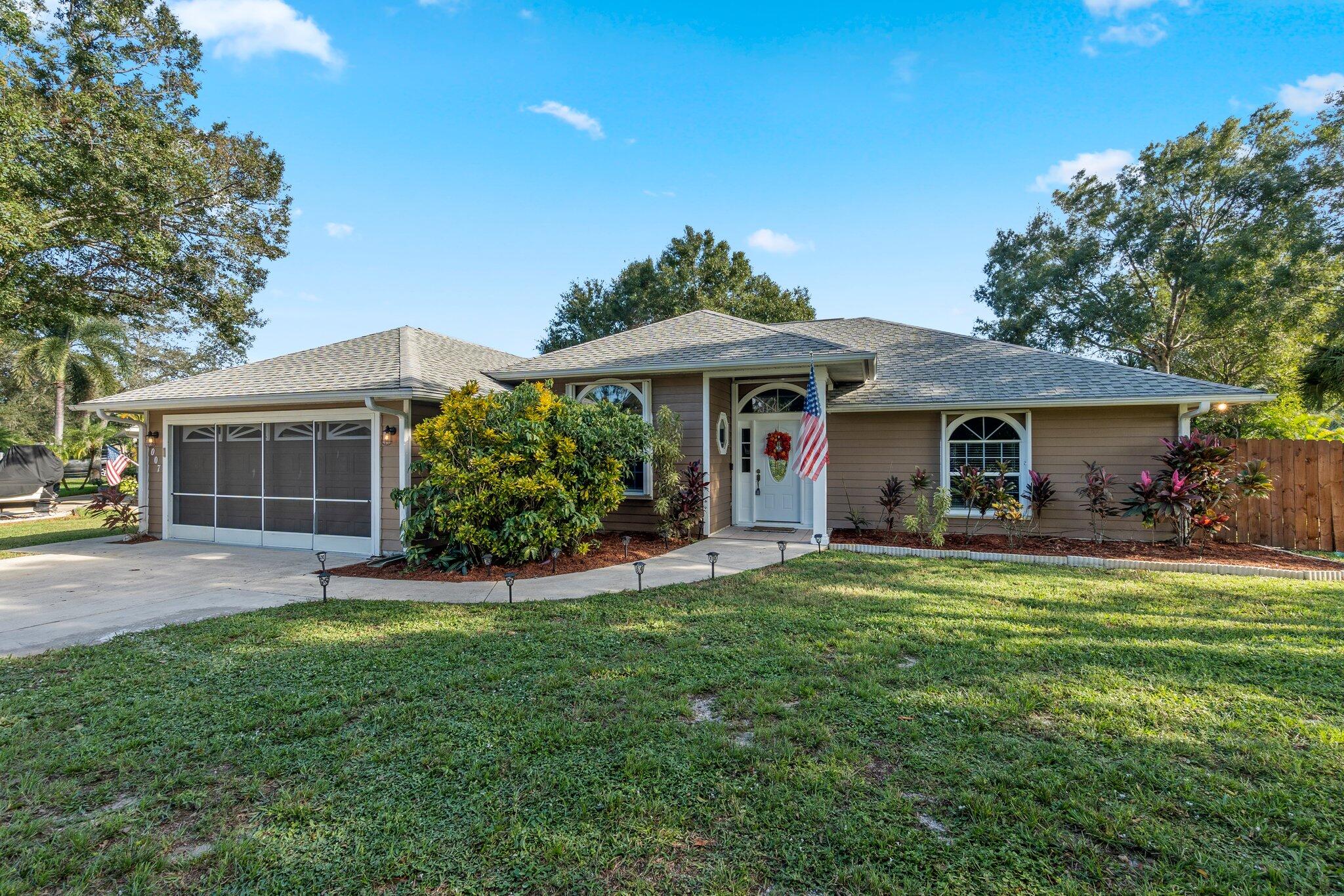 7007 Bayard Road Fort Pierce, FL 34951 - Photo 2 of 42 2-web-or-mls-DSC03554