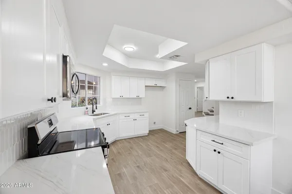 $572,000 | 16409 South 33rd Street, Phoenix, AZ 85048