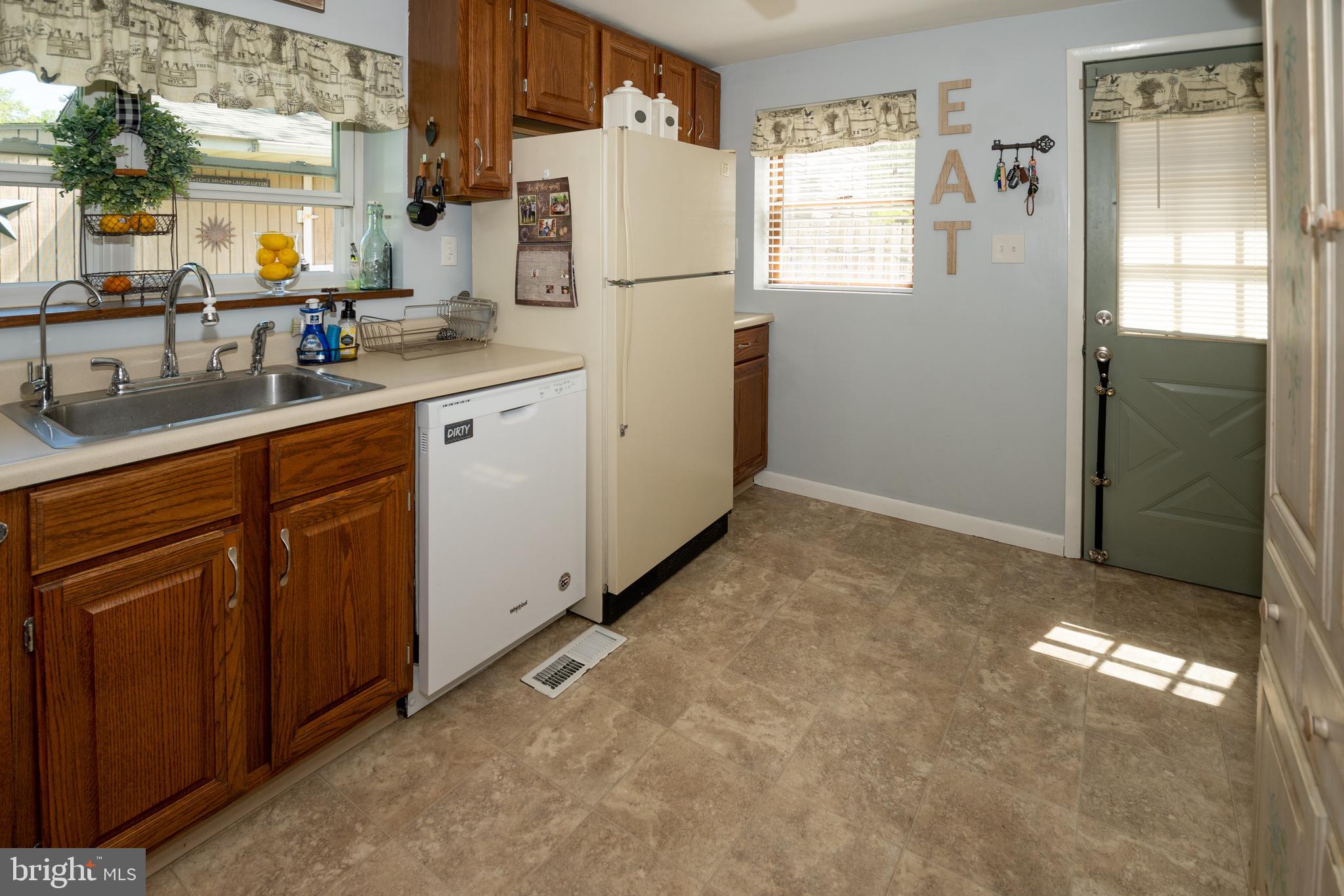 123 Cove Road Mantua, NJ 08051 - Photo 24 of 31