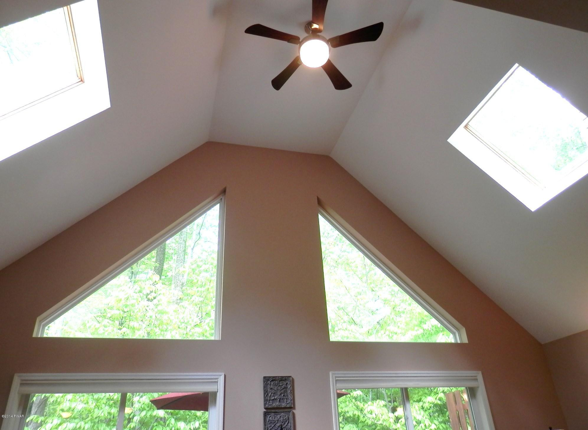 60 Red Hawk Drive Lake Ariel, PA 18436 - Photo 8 of 35