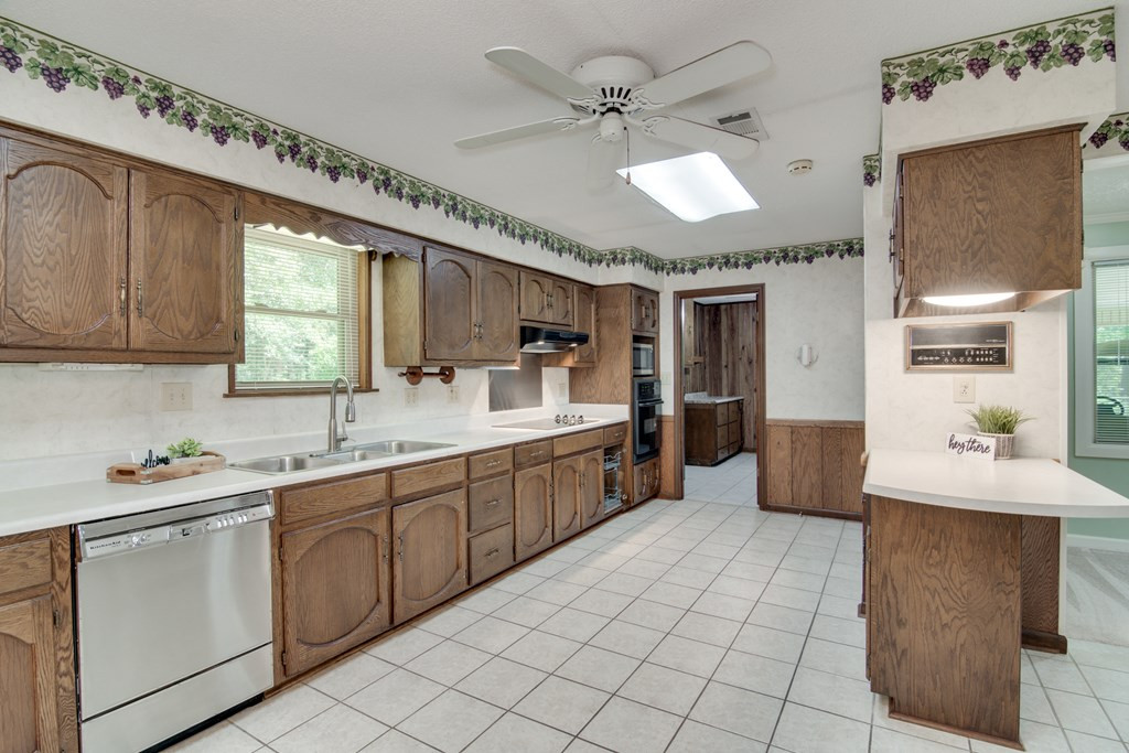 2560 Ramblewood Road Aiken, SC 29803 - Photo 13 of 45 Gallery Image 13
