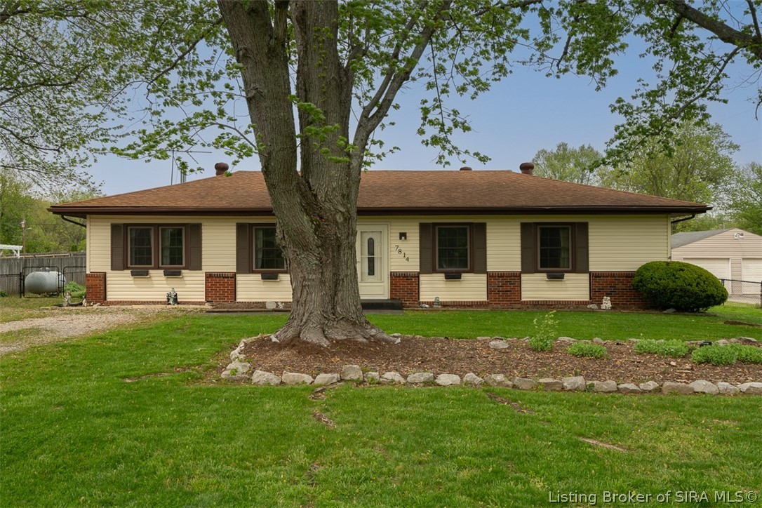 7814 Frank Ott Road Georgetown, IN 47122 - Photo 2 of 49