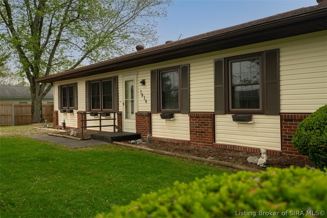 7814 Frank Ott Road Georgetown, IN 47122 - Photo 5 of 49