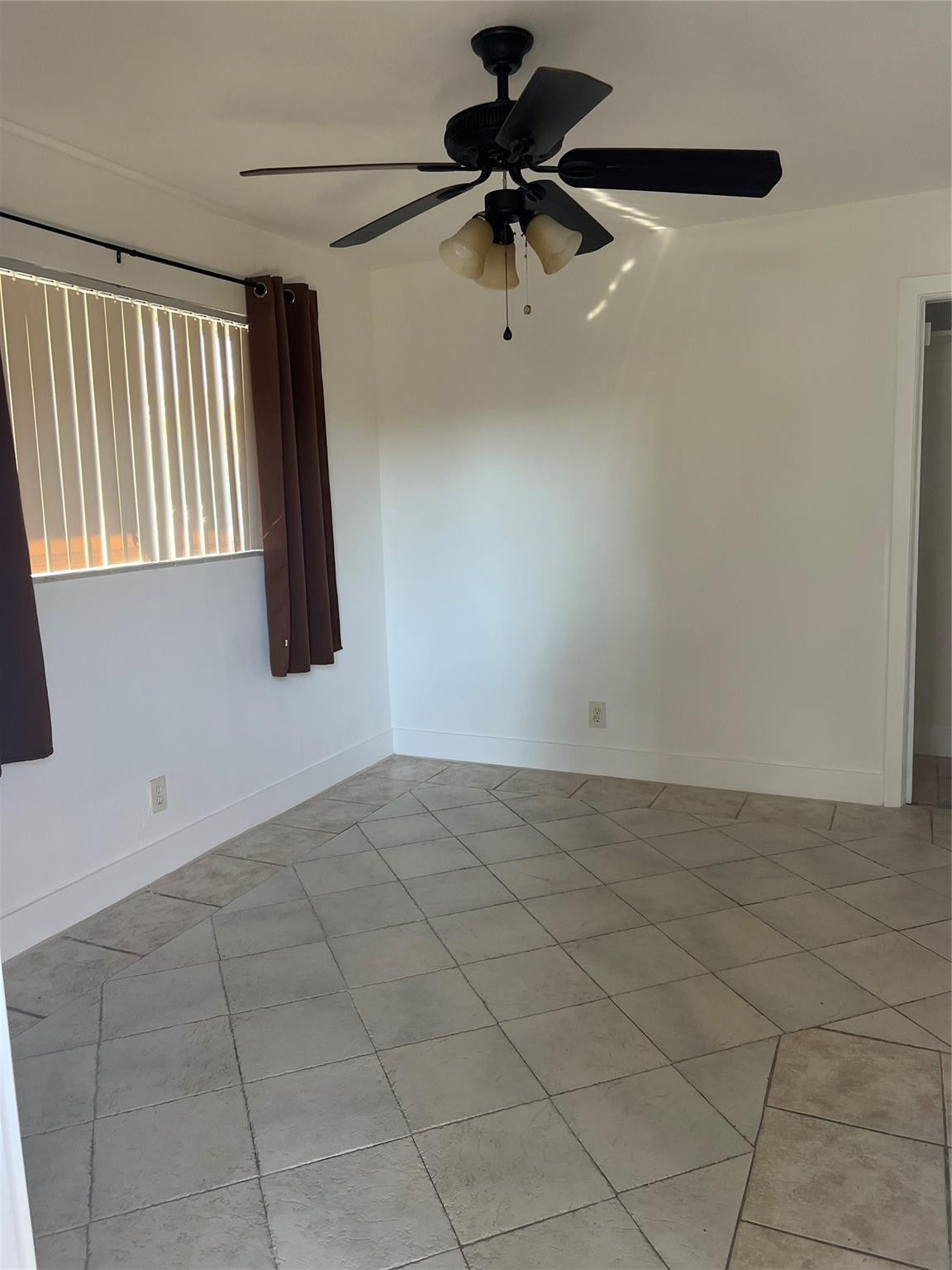 541 Northeast 45th Street, Unit 17 Boca Raton, FL 33431 - Photo 4 of 7 Photo 4