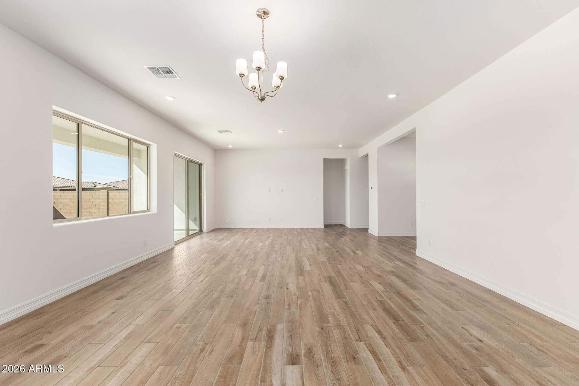 18575 West Sapium Way Goodyear, AZ 85338 - Photo 21 of 100 16 - Sapium 18575