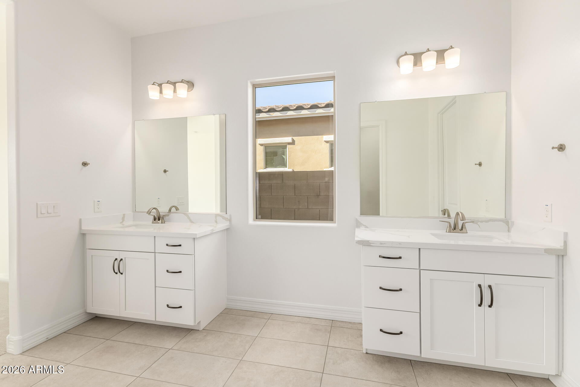 18575 West Sapium Way Goodyear, AZ 85338 - Photo 44 of 100 40 - Sapium 18575