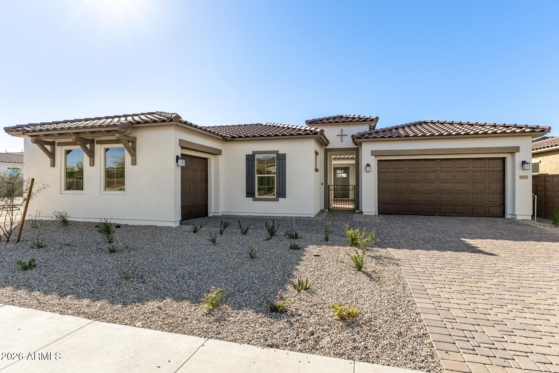 18575 West Sapium Way Goodyear, AZ 85338 - Photo 5 of 100 06 - Sapium 18575