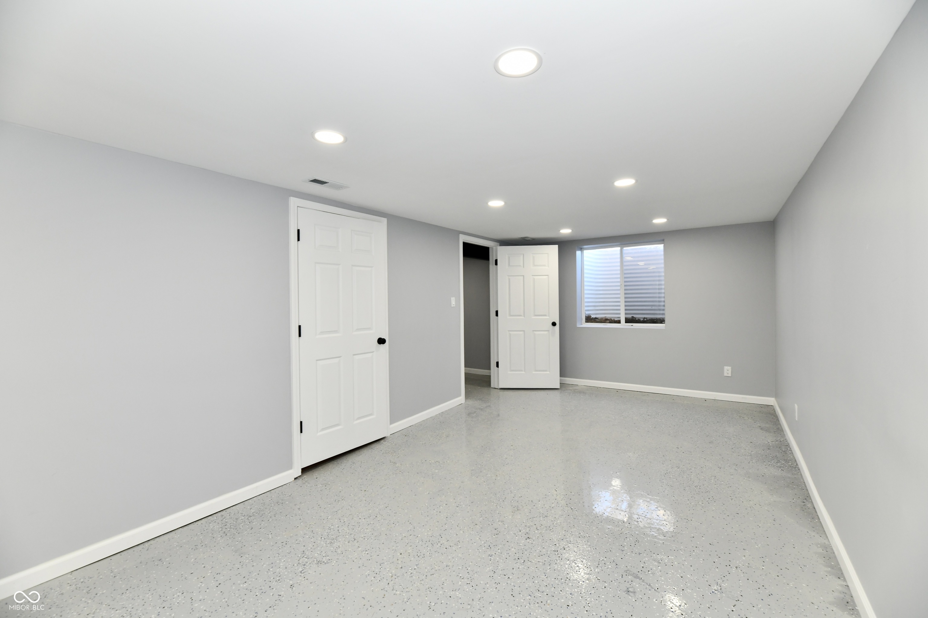 5101 Dickson Road Indianapolis, IN 46226 - Photo 28 of 35