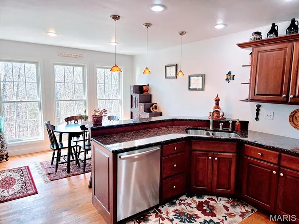 $585,000 | 10535 Limestone Lane, Rolla, MO 65401