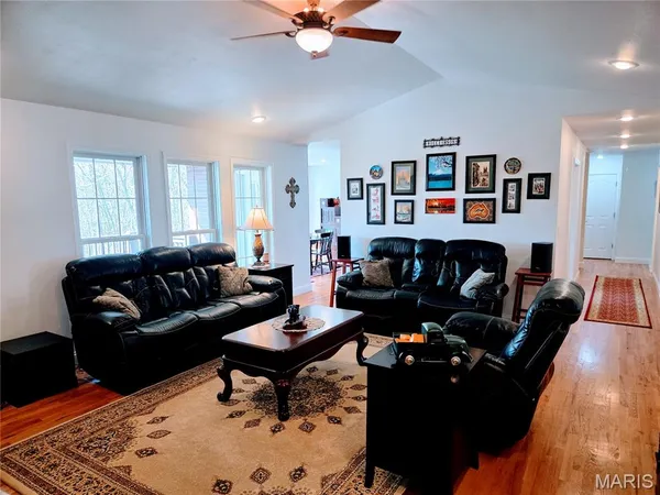 $585,000 | 10535 Limestone Lane, Rolla, MO 65401