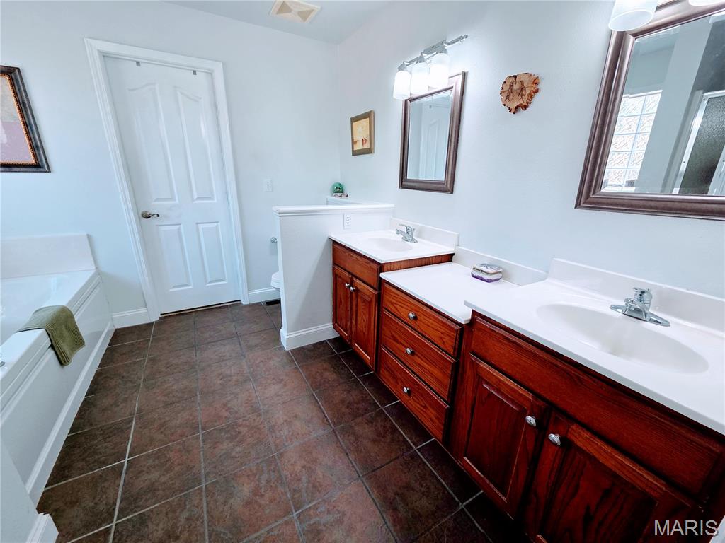 10535 Limestone Lane Rolla, MO 65401 - Photo 48 of 93