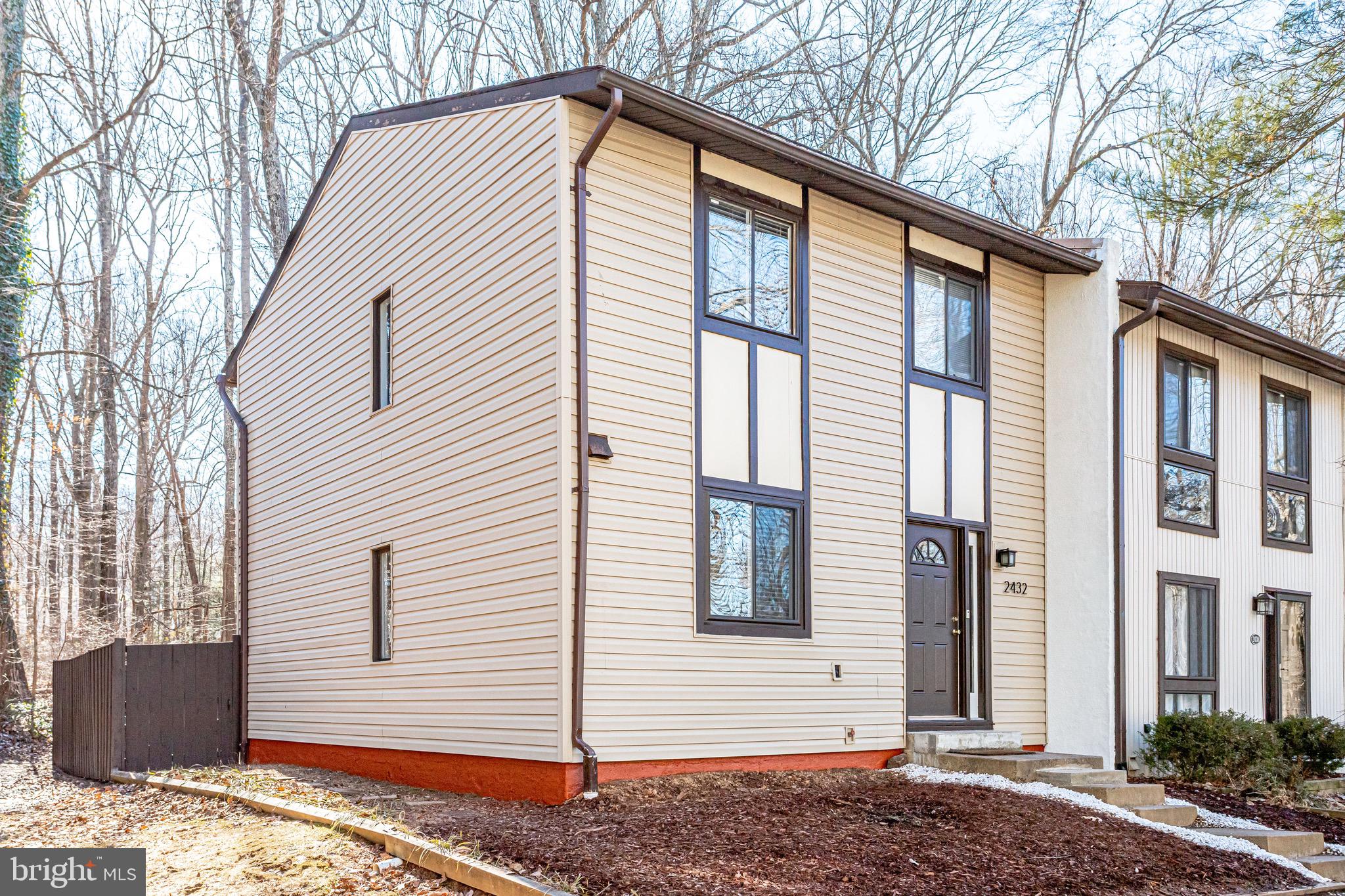 2432 Cloudcroft Square Reston, VA 20191 - Photo 1 of 44 Gallery Image 1